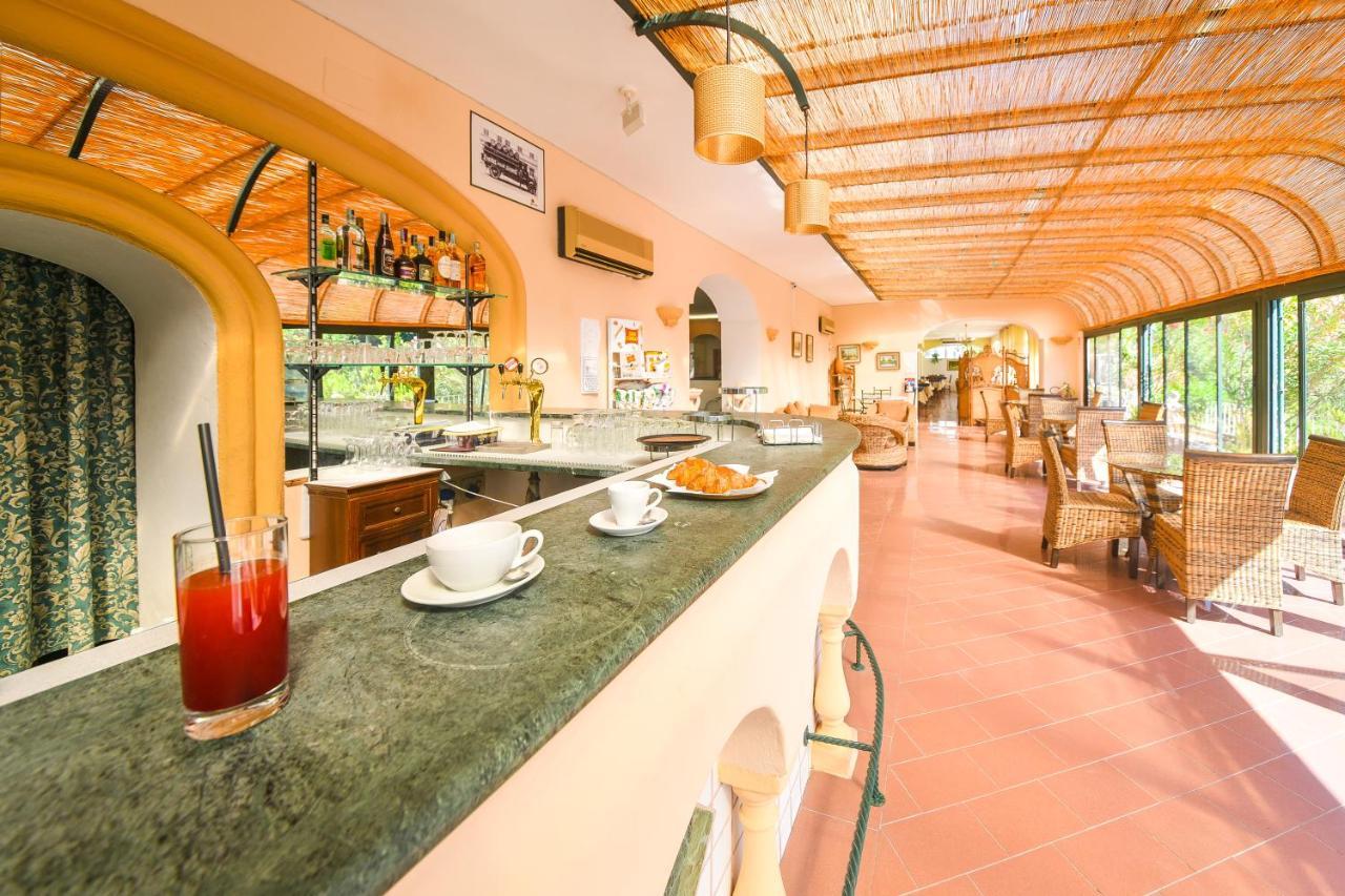 Hotel Maremonti Forio di Ischia エクステリア 写真