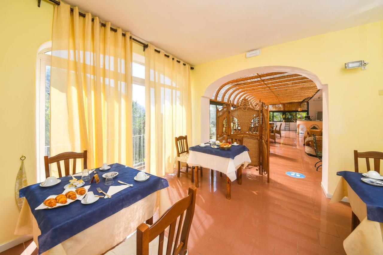 Hotel Maremonti Forio di Ischia エクステリア 写真