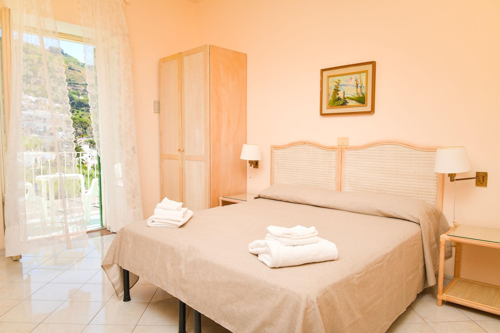 Hotel Maremonti Forio di Ischia エクステリア 写真