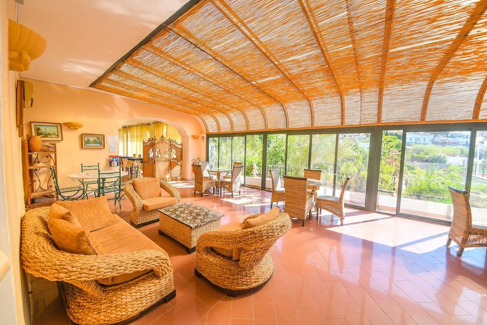 Hotel Maremonti Forio di Ischia エクステリア 写真