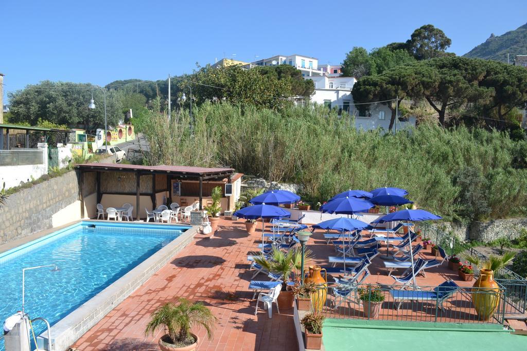Hotel Maremonti Forio di Ischia エクステリア 写真