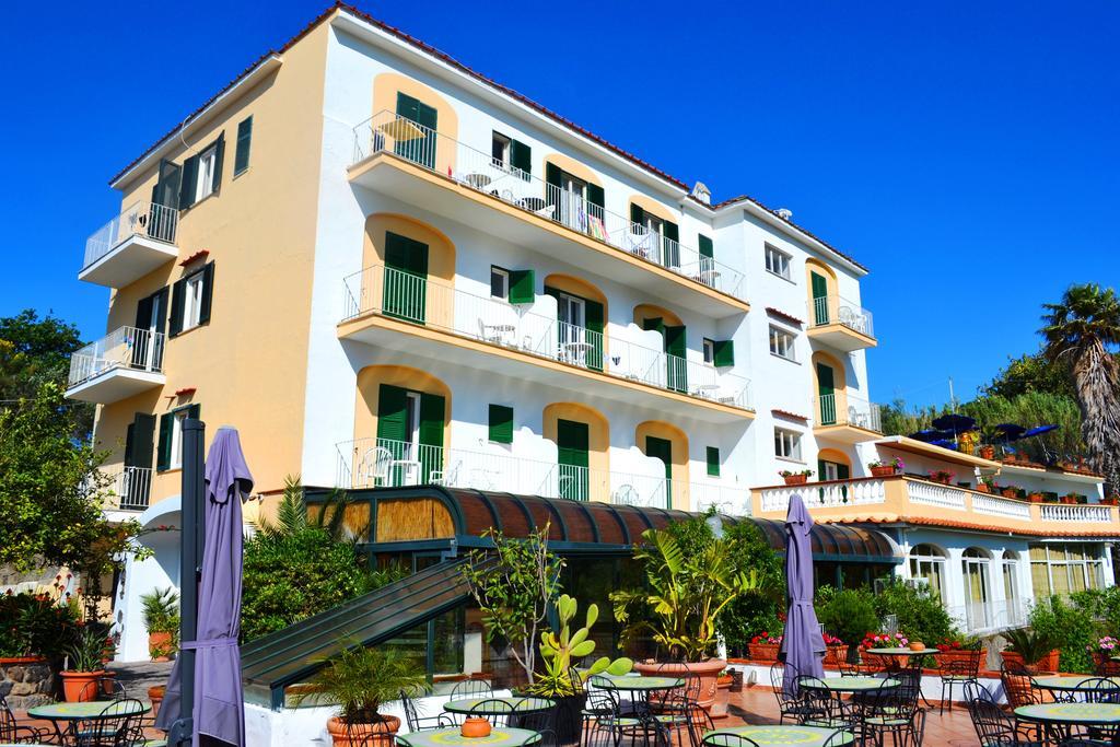 Hotel Maremonti Forio di Ischia エクステリア 写真