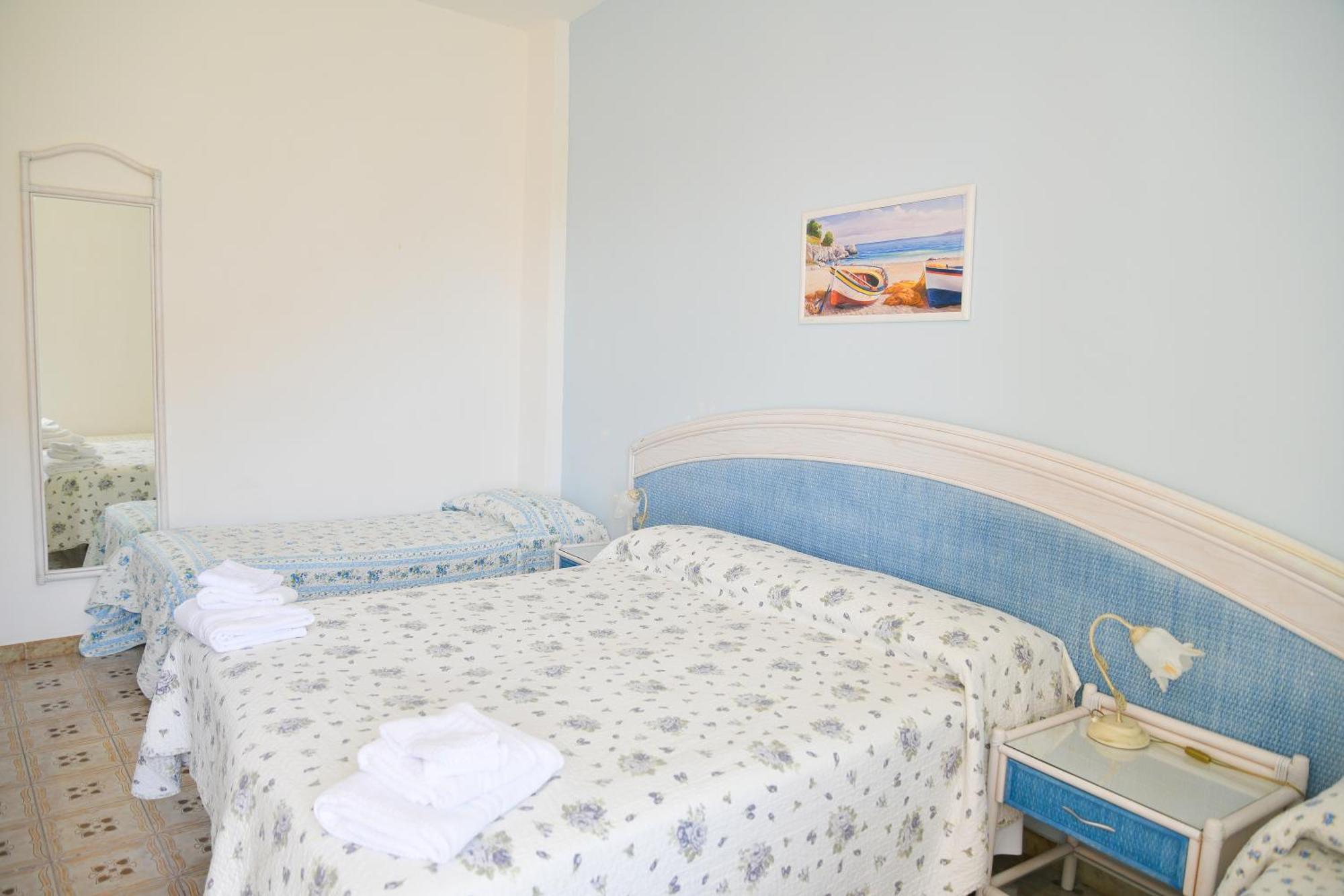 Hotel Maremonti Forio di Ischia 部屋 写真